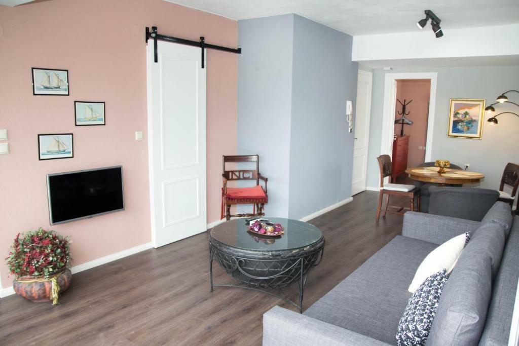 Port View Suites 2 カヴァラ エクステリア 写真